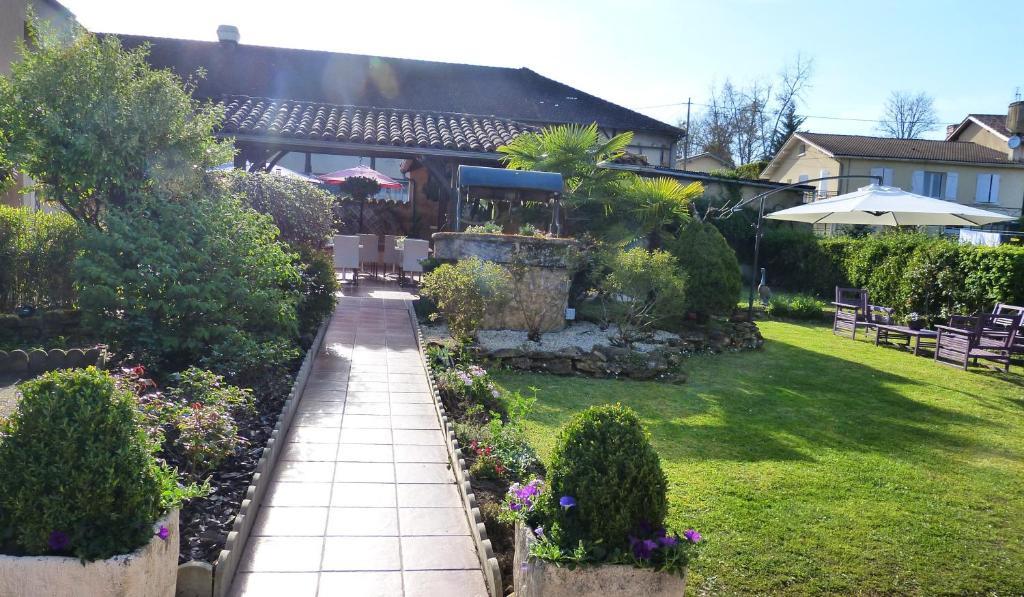 商旅餐厅酒店 Estang 外观 照片